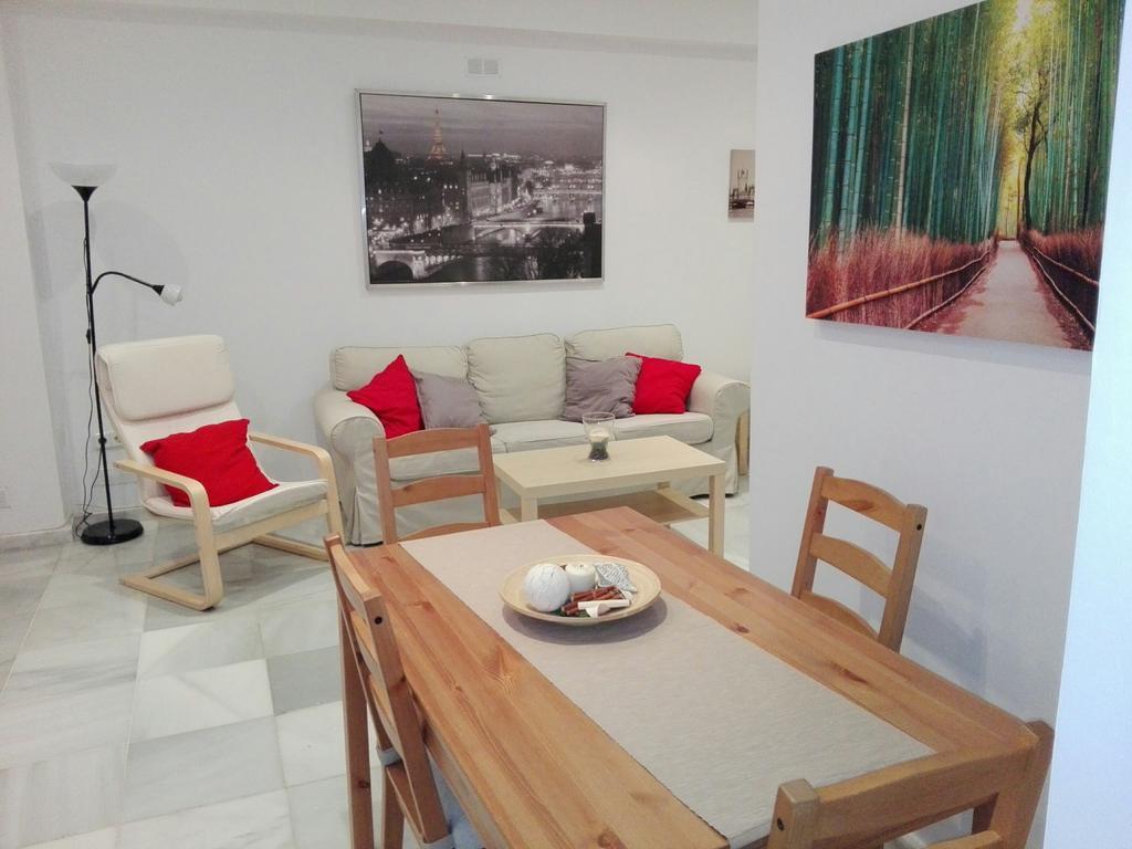 Centrico Apartamento Con Patio Privado Sevilla Eksteriør bilde