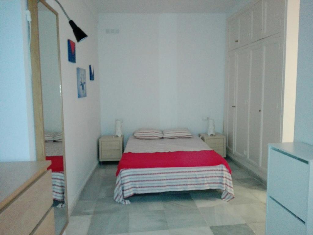 Centrico Apartamento Con Patio Privado Sevilla Eksteriør bilde